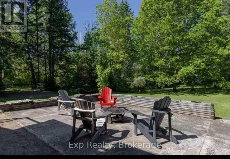 27 GROEGER ROAD, Huntsville (Chaffey), Ontario, P1H2J4