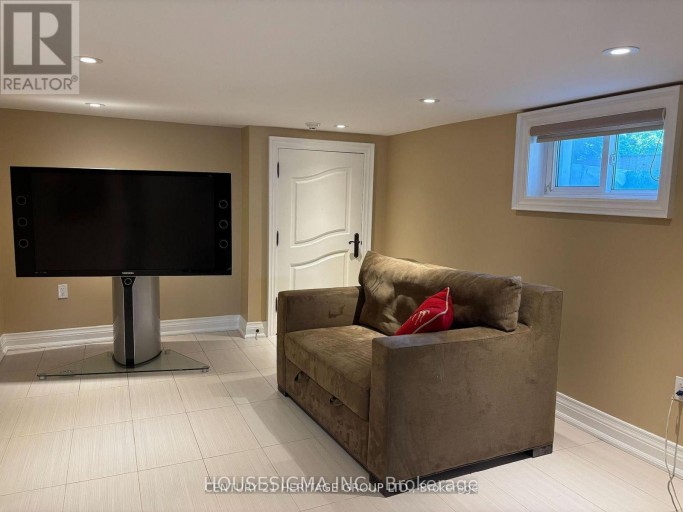 12020 WOODBINE AVENUE, Whitchurch-Stouffville, Ontario, L4A2K3