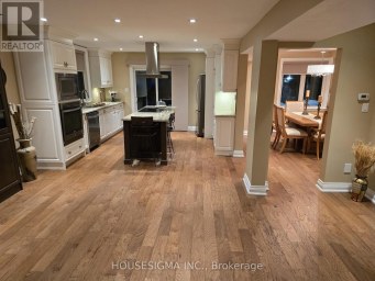 12020 WOODBINE AVENUE Whitchurch-Stouffville Ontario photo 2