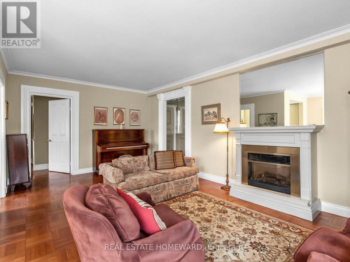 309 - 30 ELM AVENUE, Toronto (Rosedale-Moore Park), Ontario, M4W1N5