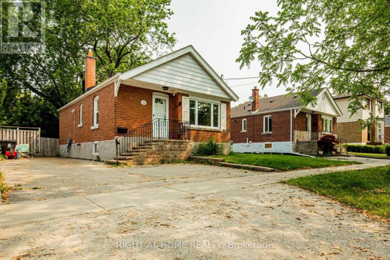32 FLORENS AVENUE, Toronto (Clairlea-Birchmount), Ontario, M1L1R6