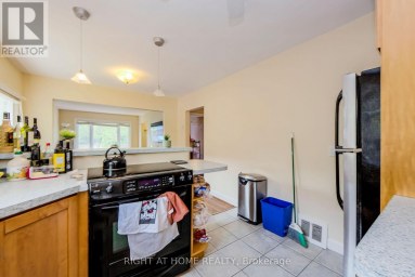 32 FLORENS AVENUE Toronto (Clairlea-Birchmount) Ontario photo 15