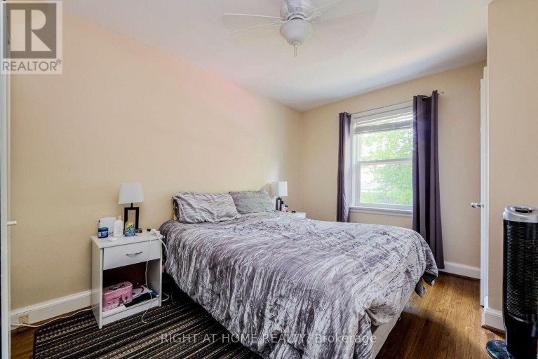 32 FLORENS AVENUE, Toronto (Clairlea-Birchmount), Ontario, M1L1R6
