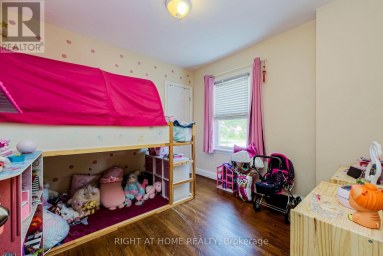 32 FLORENS AVENUE Toronto (Clairlea-Birchmount) Ontario photo 18