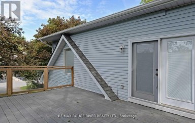 UPPER - 705 FRONT ROAD Pickering (Bay Ridges) Ontario photo 13