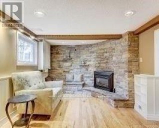 32 BLUE SPRUCE LANE Markham (Royal Orchard) Ontario photo 9