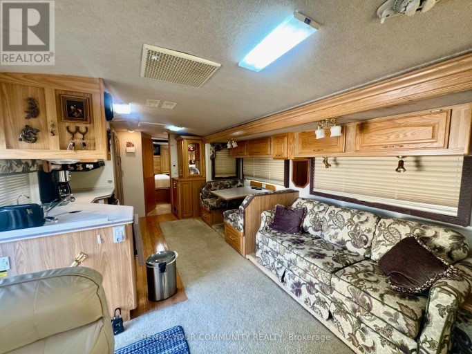 9 - 285 CRYDERMANS SIDE ROAD, Georgina (Baldwin), Ontario, L0E1A0