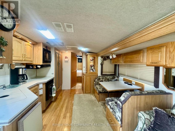 9 - 285 CRYDERMANS SIDE ROAD, Georgina (Baldwin), Ontario, L0E1A0
