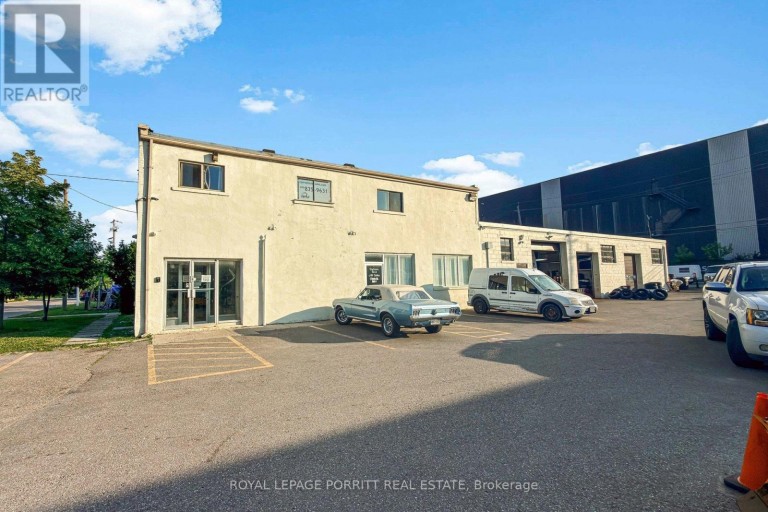 1 TOWNS ROAD N, Toronto (New Toronto), Ontario, M8Z1A1