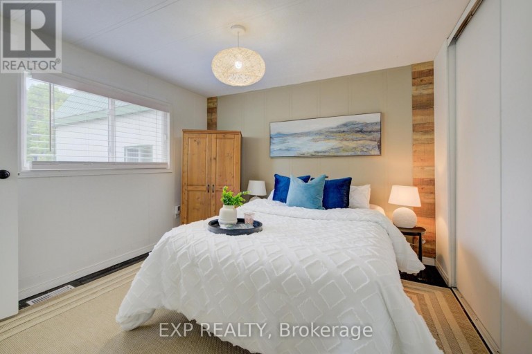7 - 84 WELLINGTON STREET S, Mapleton, Ontario, N0G1P0