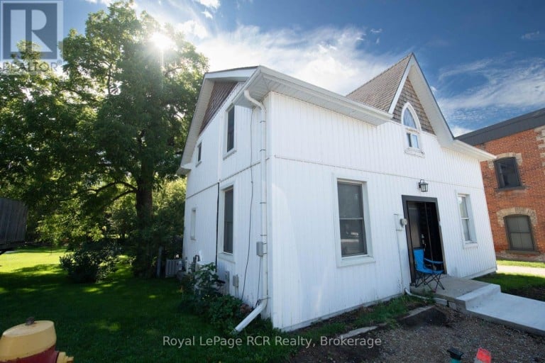 A & B & C - 21 ARTHUR STREET WEST STREET W, Minto, Ontario, N0G1Z0