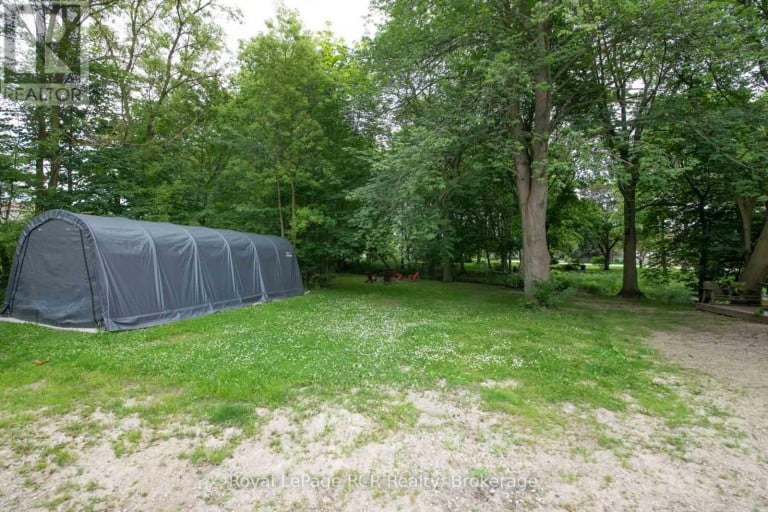 A & B & C - 21 ARTHUR STREET WEST STREET W, Minto, Ontario, N0G1Z0