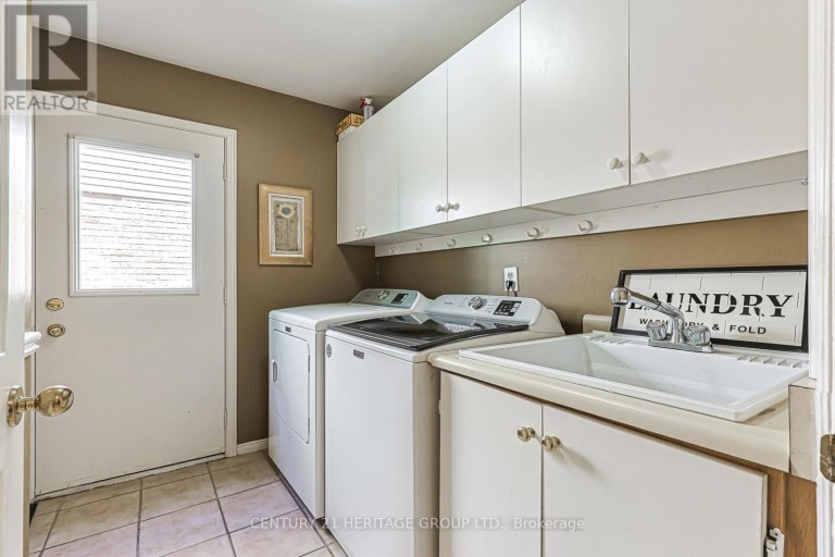 169 DELAYNE DRIVE, Aurora (Aurora Heights), Ontario, L4G5B7