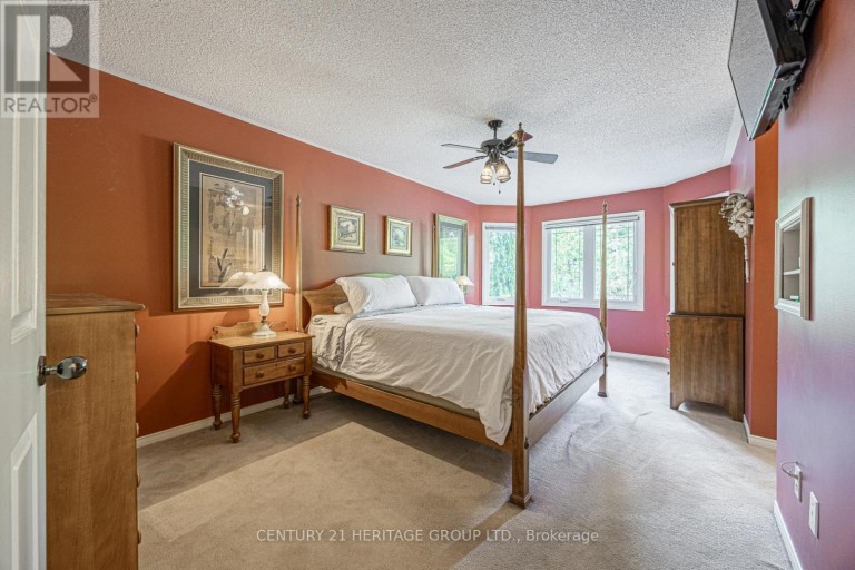 169 DELAYNE DRIVE, Aurora (Aurora Heights), Ontario, L4G5B7