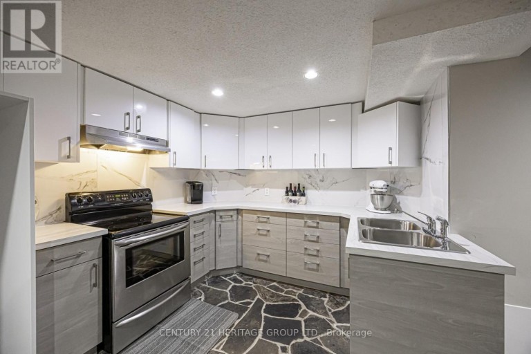 169 DELAYNE DRIVE, Aurora (Aurora Heights), Ontario, L4G5B7