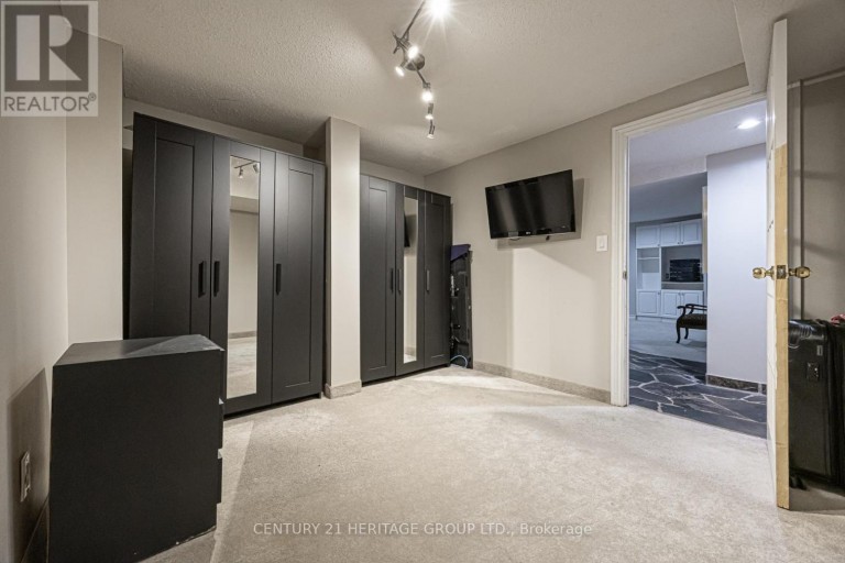 169 DELAYNE DRIVE, Aurora (Aurora Heights), Ontario, L4G5B7