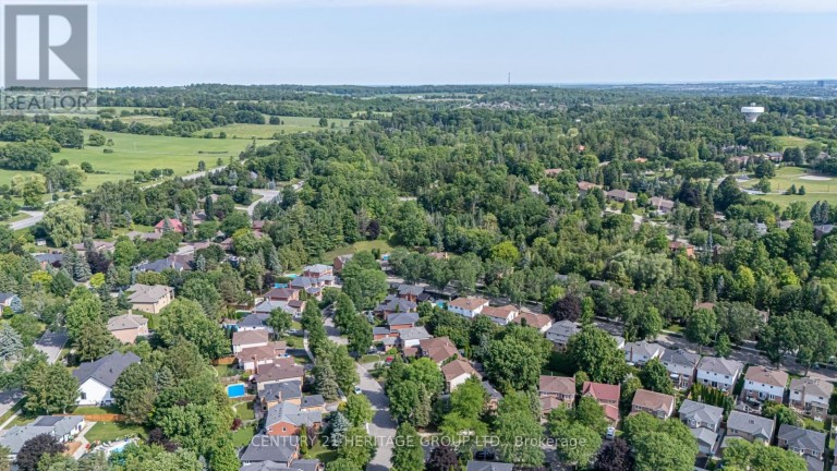 169 DELAYNE DRIVE, Aurora (Aurora Heights), Ontario, L4G5B7