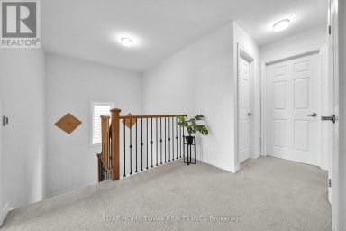 26 GIBBS WAY Centre Wellington (Fergus) Ontario photo 16