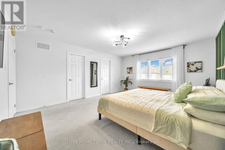 26 GIBBS WAY, Centre Wellington (Fergus), Ontario, N1M0G7