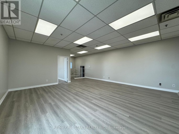 11 - 25 HERITAGE ROAD, Markham (Bullock), Ontario, L3P1M3