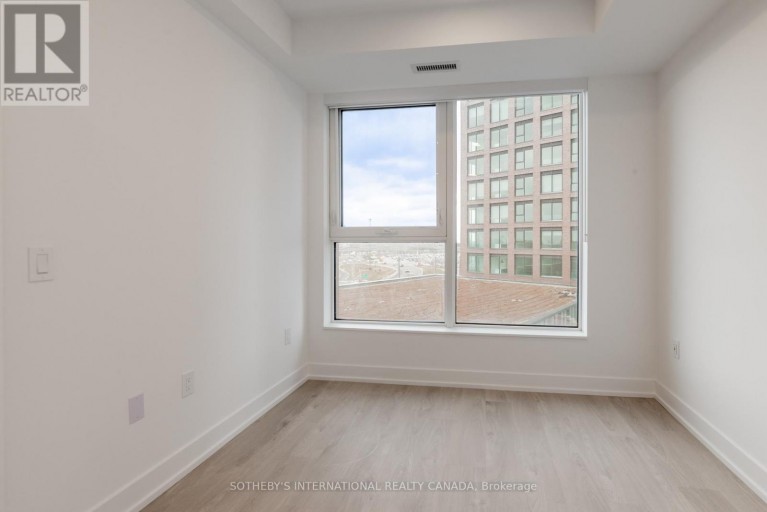 1001 - 31 YORK GARDEN WAY, Toronto (Yorkdale-Glen Park), Ontario, M6A2V1