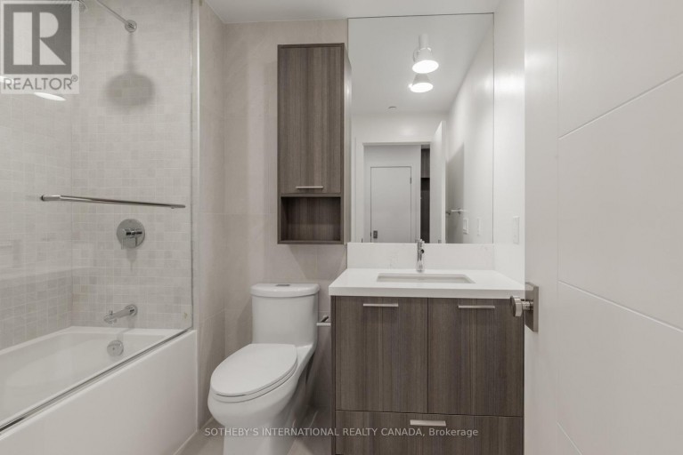 1403 - 31 YORK GARDEN WAY, Toronto (Yorkdale-Glen Park), Ontario, M6A2V1