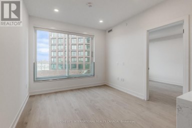 1403 - 31 YORK GARDEN WAY Toronto (Yorkdale-Glen Park) Ontario photo 4