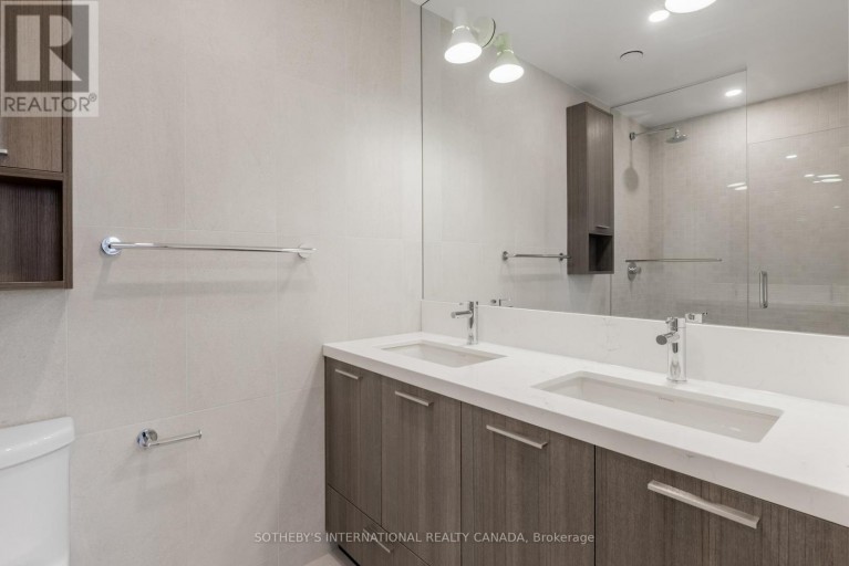 1403 - 31 YORK GARDEN WAY, Toronto (Yorkdale-Glen Park), Ontario, M6A2V1