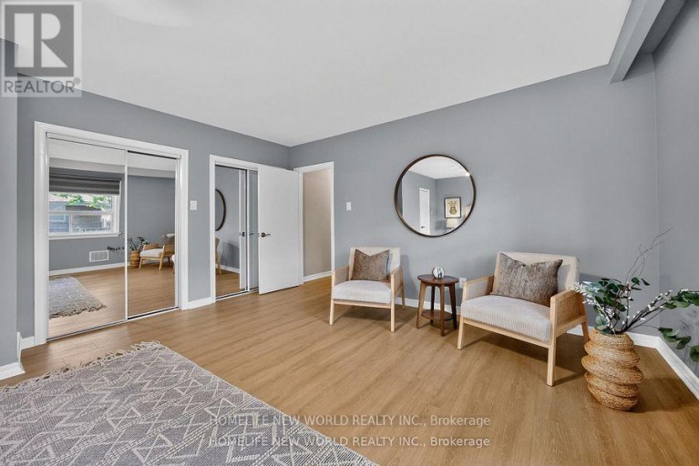 203 GODDARD STREET, Toronto (Bathurst Manor), Ontario, M3H5E7