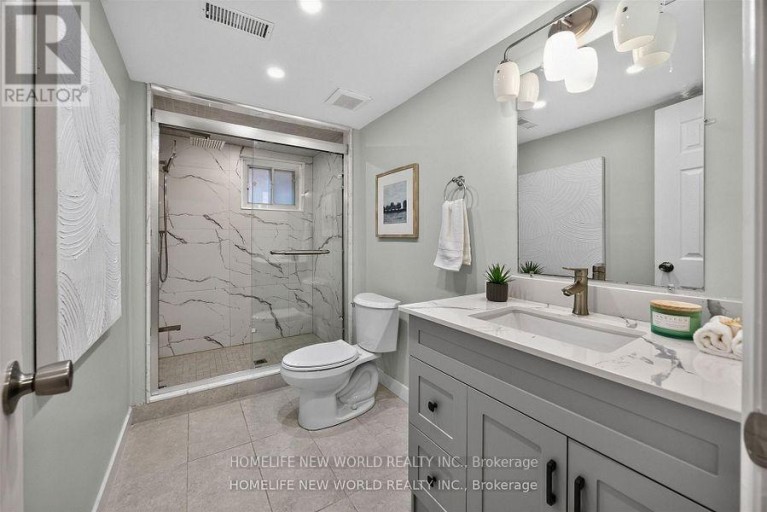 203 GODDARD STREET, Toronto (Bathurst Manor), Ontario, M3H5E7