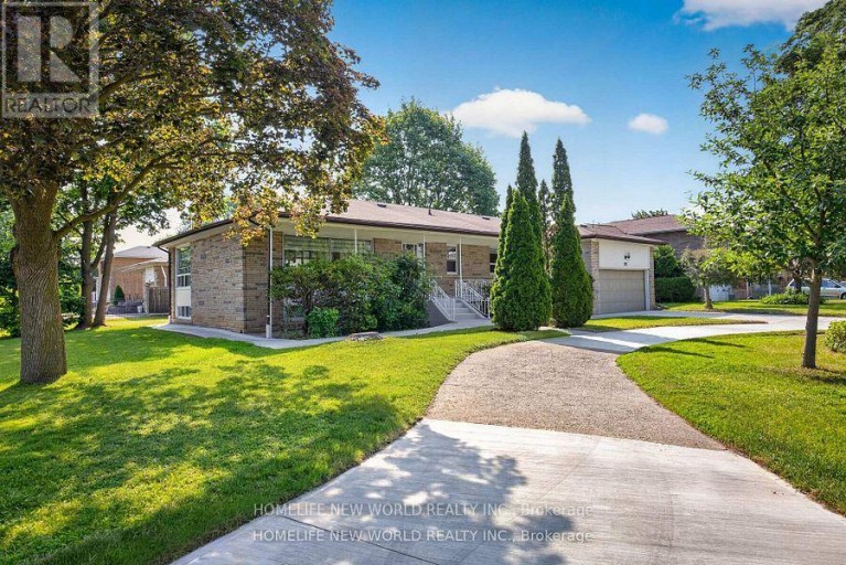 203 GODDARD STREET, Toronto (Bathurst Manor), Ontario, M3H5E7