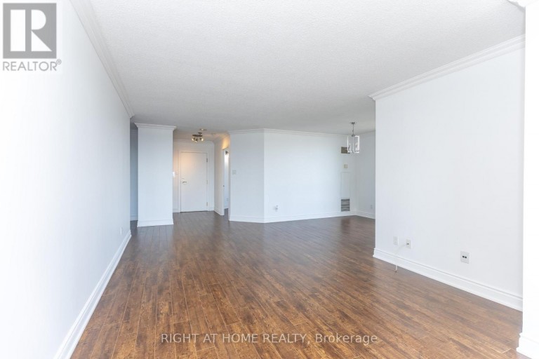 1001 - 120 PROMENADE CIRCLE, Vaughan (Brownridge), Ontario, L4J7W9