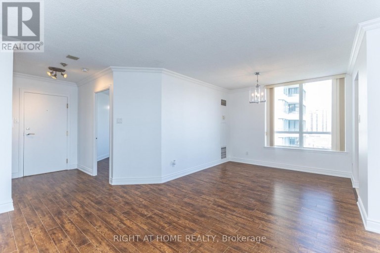 1001 - 120 PROMENADE CIRCLE, Vaughan (Brownridge), Ontario, L4J7W9