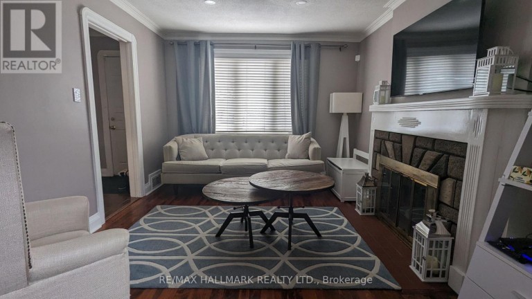 342 WHITMORE AVENUE, Toronto (Briar Hill-Belgravia), Ontario, M6E2N4