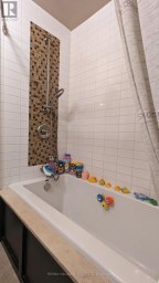 342 WHITMORE AVENUE Toronto (Briar Hill-Belgravia) Ontario photo 9