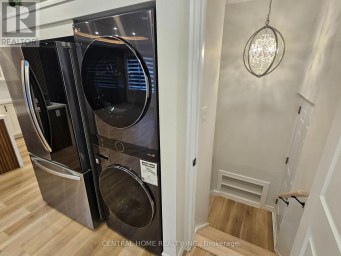 137 WILLOW LANE Newmarket (Bristol-London) Ontario photo 5