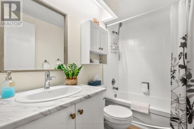263 JOHN BOWSER CRESCENT Newmarket (Glenway Estates) Ontario photo 27
