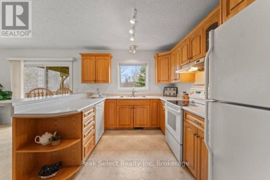 31 - 30 ANN STREET St. Marys Ontario photo 8
