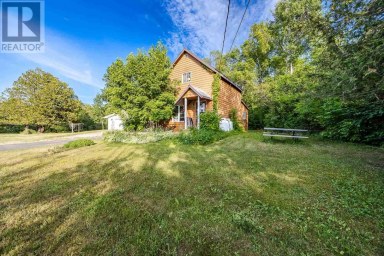 1805 Shore RD Richard's Landing Ontario photo 35