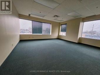 39 RIVALDA ROAD Toronto (Humbermede) Ontario photo 12