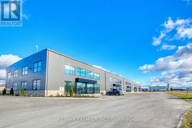 6-10 - 111 GREGSON COURT, Centre Wellington (Fergus), Ontario, N1M0E1