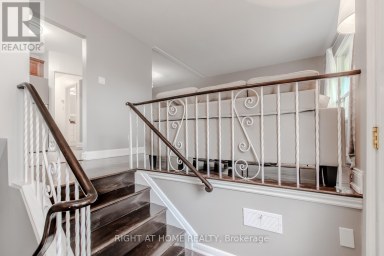 12 MURELLEN CRESCENT Toronto (Victoria Village) Ontario photo 3
