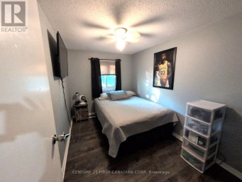 49 - 110 DEVERON CRESCENT London South (South T) Ontario photo 12