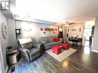 49 - 110 DEVERON CRESCENT London South (South T) Ontario photo 4