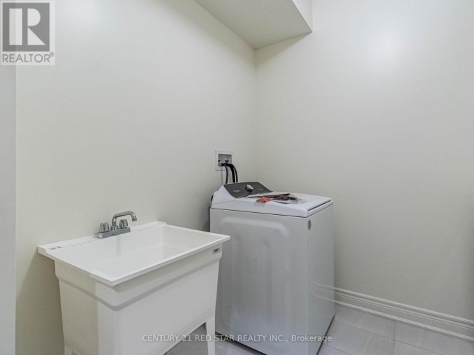 192 FARRELL ROAD, Vaughan (Patterson), Ontario, L6A0H9