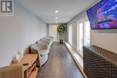 1 - 1505 SPEERS ROAD Oakville (SW Southwest) Ontario photo 7