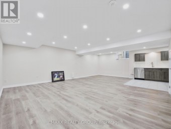 9354 SHOVELLER DRIVE Niagara Falls (Forestview) Ontario photo 41