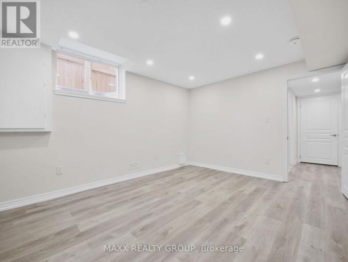 9354 SHOVELLER DRIVE, Niagara Falls (Forestview), Ontario, L2H0M3