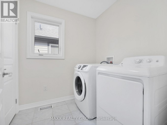 9354 SHOVELLER DRIVE, Niagara Falls (Forestview), Ontario, L2H0M3