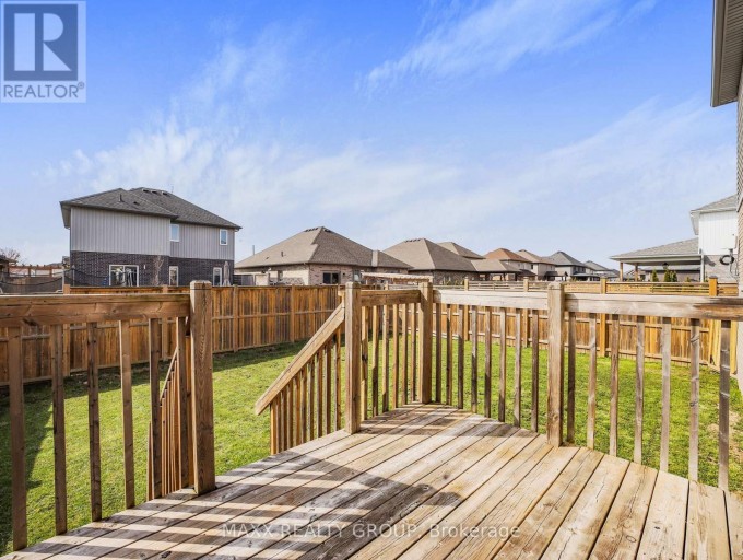 9354 SHOVELLER DRIVE, Niagara Falls (Forestview), Ontario, L2H0M3
